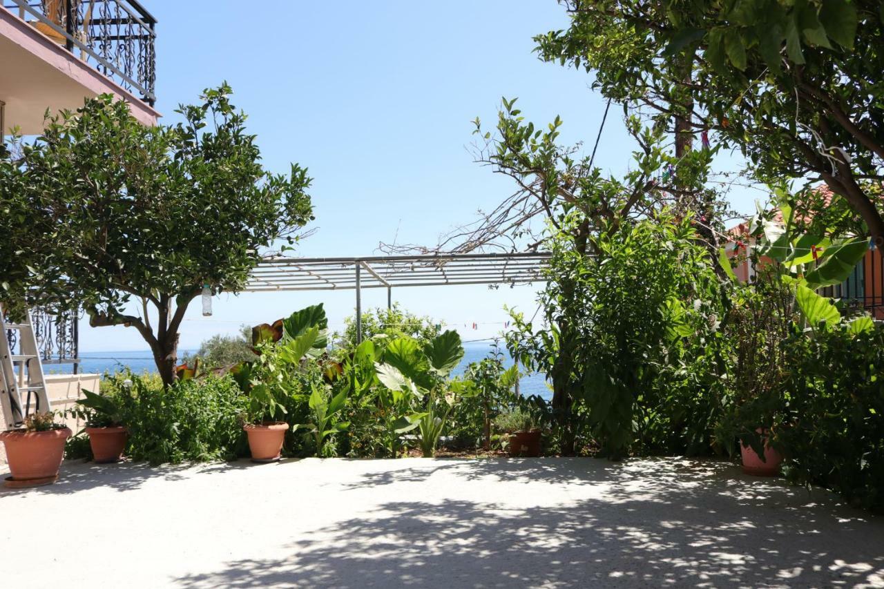 Hotel Michaela Poros  Exterior foto